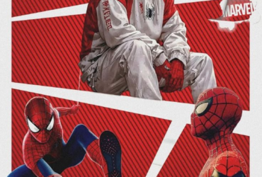 Green Goblin confronting Spider-Man during the final battle in Spider-Man: No Way Home with his Goblin Glider and Pumpkin Bombs.